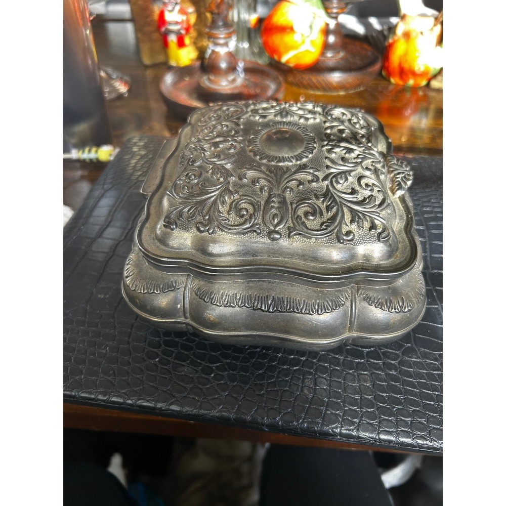VIntage Ornate Silver Plated Victorian Style Trinket Box - Picture 2 of 5